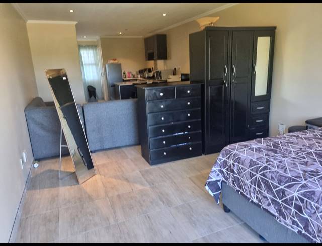 BEDROOM APARTMENT RENTED IN UMHLANGA RIDGE